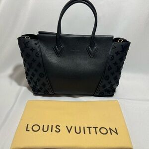 Louis Vuitton Black Veau Cachemire Calfskin W Tote